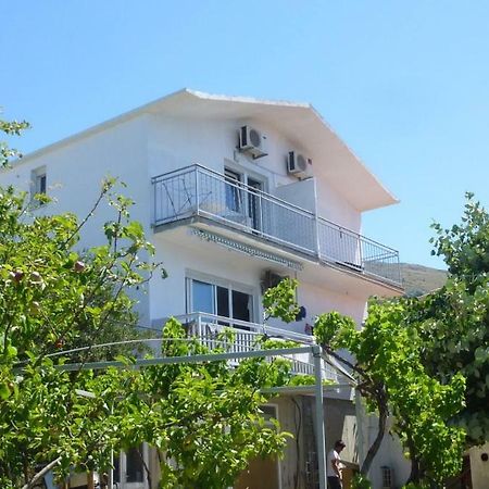 Sea View Apartments โปดสตรานา ภายนอก รูปภาพ